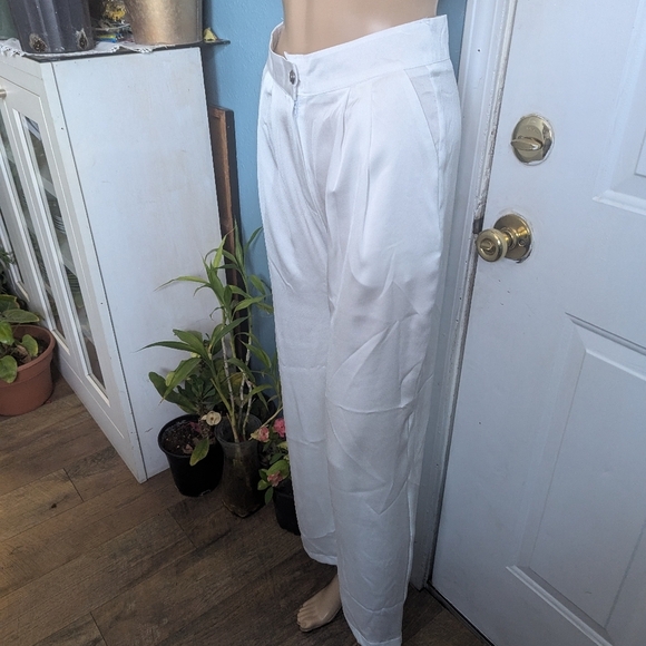 Akalia pant - Picture 3 of 7